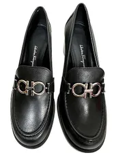 モデルサイズ☆極美品❤箱付き☆Ferragamo【フェラガモ】ロゴ ローファー フェラガモ ローファー レディース S.FERRAGAMO 展示品商品 ROLO