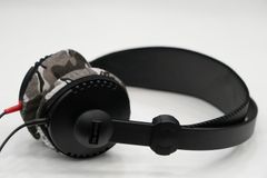 Goodmans OHP10 のイヤーパッドの保護・修理に mimimamo スーパーストレッチ・ヘッドホンカバー （サイズ：M、色：シティ、型番：MHC-001-CC）