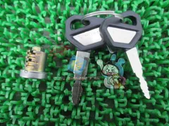 エストレヤRS タンクキャップキー 在庫有 即納 カワサキ 純正 新品 バイク 部品 KAWASAKI 車検 Genuine ゼファー1100 W650 KDX125SR W800のサムネイル
