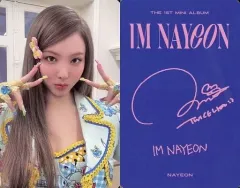 【中古】コレクションカード(女性) TWICE/ナヨン/裏面青・印刷サイン入り/CD「THE 1ST MINI ALBUM IM NAYEON」封入特典フォトカード