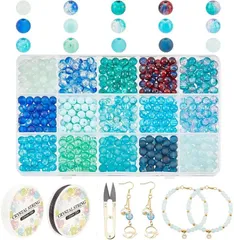 PH PandaHall ガラスビーズ 6mm ブルー クラックビーズ 水色 600個 キラキラ玉 15色 ハンドメイド アクセサリーパーツ 手芸用品 DIY用素材 材料 ブレスレット ネックレス ジュェリー 夏の飾り はさみ 糸付き( 水色)