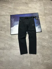 秋の長パンツ KOLON SPORT / コロン メンズ用のソフトシェルパンツ アウトドア用の撥水性能のあるスポーツ長パンツ ストレッチのあるクラシックなパターンのパンツ ソフトシェルで速乾性のあるパンツ！ -MM輸入1