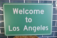 新品 WELCOME TO　LOS ANGELS　ウェルカム メタルサイン　看板　世田谷ベース カリフォルニアハウス インテリア　庭　玄関　LA