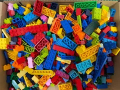 【送料無料！】レゴ　カラフル　基本ブロック　約600g　大量　まとめ売り　0.6kg　赤　青　緑　黄　詰め合わせ