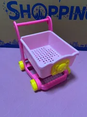 メルちゃん　まとめ売り　お買い物カート　れいぞうこ　なかよしハウス　他 メルちゃんまとめ売りお買い物カートれいぞうこなかよしハウス他
