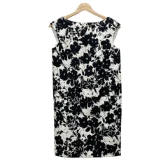 ダーマコレクション ワンピース サイズ7AR S レディース美品  - 白×黒×ライトブルー クルーネック/ノースリーブ/ひざ丈/花柄/刺繍