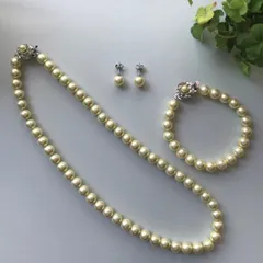 アゴヤ貝核使用本貝パールネックレス　ブレスレット　ピアス3点セット