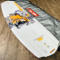 LIQUID FORCE substance 134cm ウェイクボード ケース付 【中古】リキッド フォース サブスタンス  マリンスポーツ 夏物 FULLBORE/900179