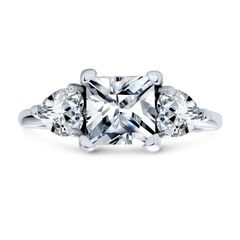 [Bling Jewelry] 女性側面の石の中心の形 CZ .925 の純銀製のカスタマイズ可能のための無時間 3CT AAA のキュービック ジルコニアの過去の現在の未来の正方形のソリティアの王女の切断の約束リングを個人化しなさい