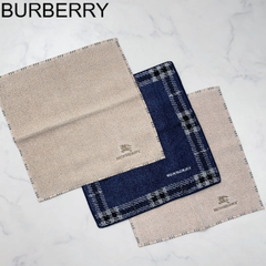 【目立った傷や汚れ無し】BURBERRY　バーバリー　ハンカチ　かわいい　ブランド　ハイブランド　刺繍