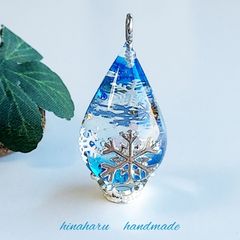 ドロップ＊雪の結晶ネックレス(ブルー＊ライトブルー)