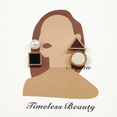レザーミックス 幾何ピアスセット（クラシック×ミニマルの4粒バランス）