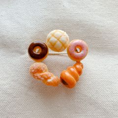 ミニチュアパン　リングブローチ　7-2