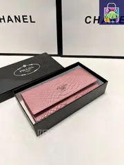 【今日特価】Prada プラダ クラシック二つ折りウォレットシリーズ 精巧な仕上げに優れる