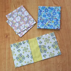 ハンカチみたいなサニタリーポーチ　No.1　花柄