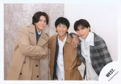 【中古】生写真(STARTO) WEST./小瀧望・□田崇裕・藤井流星/横型・膝上/アルバム「AWARD」MV＆ジャケ写オフショット/公式生写真