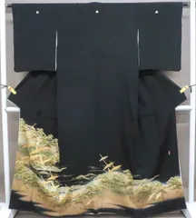 【一輝堂】【着物】黒留袖　五つ紋　金駒刺繍　鶴に松文　落款　比翼仕立て　身丈約163cm　裄丈約62cm　25z04-1829