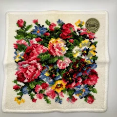 5285　良品　FEILER　フェイラー　ハンカチ　ハンドタオル　 花柄　ホワイト系　白系　シュニール織り　シール付き　 レディース