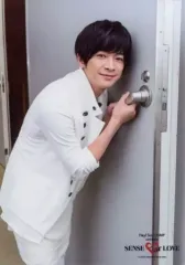 【中古】生写真(ジャニーズ) Hey! Say! JUMP/知念侑李/膝上・衣装白・両手ドアノブ/「Hey! Say! JUMP LIVE TOUR SENSE or LOVE」オリジナルフォトセット