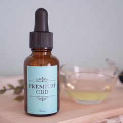 希少】プレミアムCBDオイル ～ローレルクレスト社から輸入～ - メルカリ