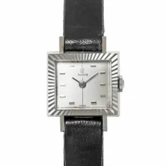 2024年最新】チュードル レディースの人気アイテム - メルカリ 