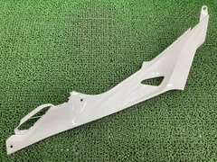 S1000RR タンクサイドカバー 左 白 544289 10 BMW 純正 バイク 部品 サイドカウル 15～18年 割れ欠け無し 品薄 車検 Genuine 【中古】 82のサムネイル
