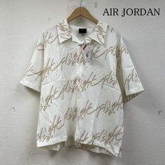AIR JORDAN エアジョーダン シャツ、ブラウス 半袖 半袖 シャツ エッセンシャル FLIGHTロゴ 総柄 プリント FB7323-133