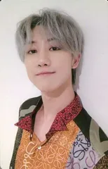 【中古】コレクションカード(男性) SEVENTEEN/THE 8(ディエイト)/衣装オレンジ・体左向き・裏面白/CD「3RD Album ： An Ode(Truth ver.)封入特典フォトカード