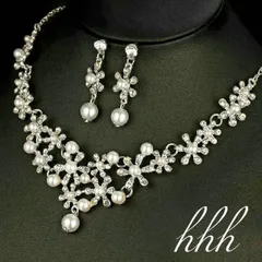 パール2点セット　イヤリング・ネックレス　ウェディングアクセサリー結婚式