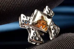 シルバー925◇希少 パラサイト隕石　10.5x10.5mm　リボン ペンダントトップ 1個売り パワーストーン 天然石 _PRG2278