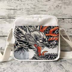 ★セール品 和柄ミニショルダーバッグ 龍 ホワイト 内ポケット付き ハンドメイド メンズ レディース ストリート ボディバッグ ポシェット