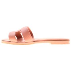 HERMES (エルメス) オラン Hロゴ レザー フラットサンダル ピンク レディース