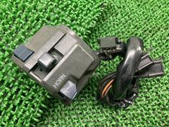 ZXR400 ハンドルスイッチ 左前 カワサキ 純正 中古 バイク 部品 ZX400H スイッチボックス コケキズ無し 品薄 希少品 48