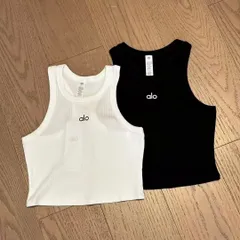 2025年最新】alo yoga タンクトップの人気アイテム - メルカリ