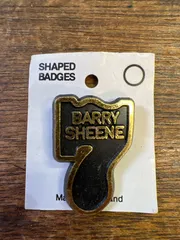 (^w^)b SHAPED BANBURY BADGES 「BARRY SHEENE」7 イングランド製 70s80s90s ビンテージ プラスチックバッジ モーターサイクル レーシング レース AMA バイク 厩舎 旧車 バッヂ 英国製
