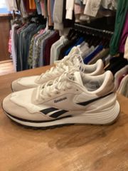 新品 未使用 タグ付き Reebok スニーカー ランニングシューズ 26cm