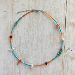 個性派 小鳥と淡水パールのビーズネックレス／チョーカー