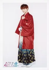 【中古】生写真(男性) 超特急/ユーキ(村田祐基)/全身・衣装赤・和服・袴・左向き・左手胸元/「BULLET TRAIN ONEMAN SHOW SPRING HALL TOUR 2015 ”20億分のLINK 僕らのRING ”」 生写真セット第9弾