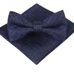 ネイビー チェック柄　蝶ネクタイ・ポケットチーフ　２点　セット　結婚式　発表会　七五三祝い　卒業式　入学式　入園式　入社式　イベント　パーティー　ダンスパーティー　バーテンダー　ワンタッチネクタイ　ネクタイ　チーフ　セット　シルバー色　銀色　ブラック色　黒色