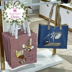 メルカリShops - バッキンガム宮殿 ロイヤル・ミューズ 王室 ゴールド ...