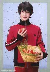 【中古】生写真(男性) 阪本奨悟(堀川国広)/膝上・キャラクターショット/ミュージカル「刀剣乱舞」 和泉守兼定 堀川国広 山姥切国広 参騎出陣 ～八百八町膝栗毛～ ブロマイド 刀剣男士（内番ver.）