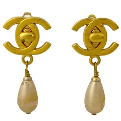 2025年最新】chanel ターンロック イヤリングの人気アイテム - メルカリ