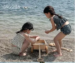 3点セット セパレート 上下セット キャミソール 水着 女の子 ベビー水着 女の子 フリル水着 80 キッズ水着 韓国ファッション 女の子 水着 女児 ワンピース キュート 花柄 総柄 ベージュ アイボリー ダークグレー グリーングレー フリフリ ストラップ