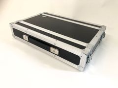 SMART VIDEO HUB 20×20 用ラック(1U奥行150mm)