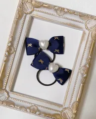 シンプル 箔押しリボン&パールハートヘアゴム ネイビー