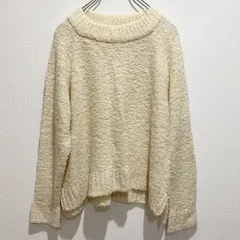 Samansa Mos2 SM2 サマンサモスモス　レディース　トップス　ニット　セーター　長袖　リブ袖　リブ裾　クルーネック　バックロング　無地　単色　オフホワイト　アイボリー系　ゆったり　毛混　シンプル　カジュアル　SU534h964