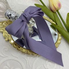 くすみパープルのシンプルなりぼん