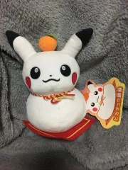 新品★ 韓国限定 ピカチュウ 韓服 ハンボク ぬいぐるみ　キーホルダー オスメス 2個セット ピカチュウ 韓服 ぬいぐるみ ポケモン キーホルダー