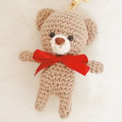 くまさんのあみぐるみキーホルダー(リボン色変更可能)