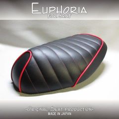 □【DIO ディオ AF34 AF35 SR ZX】張替え済♪　カスタムシート　黒/赤　タックロール《Euphoria》□MK58607